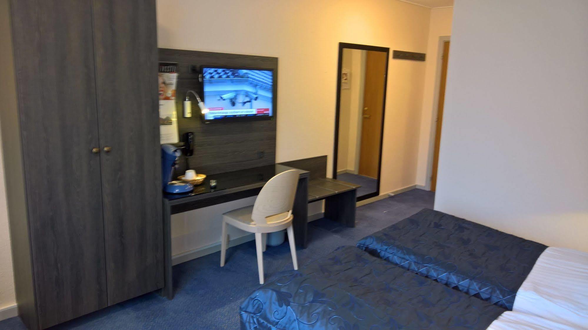 Hotel Falster Nykøbing Falster エクステリア 写真